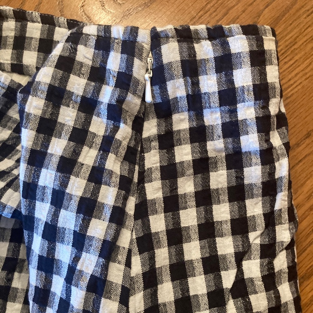 American Eagle Outfitters Black and White Checkered Mini Skirt - Picture 2 of 4